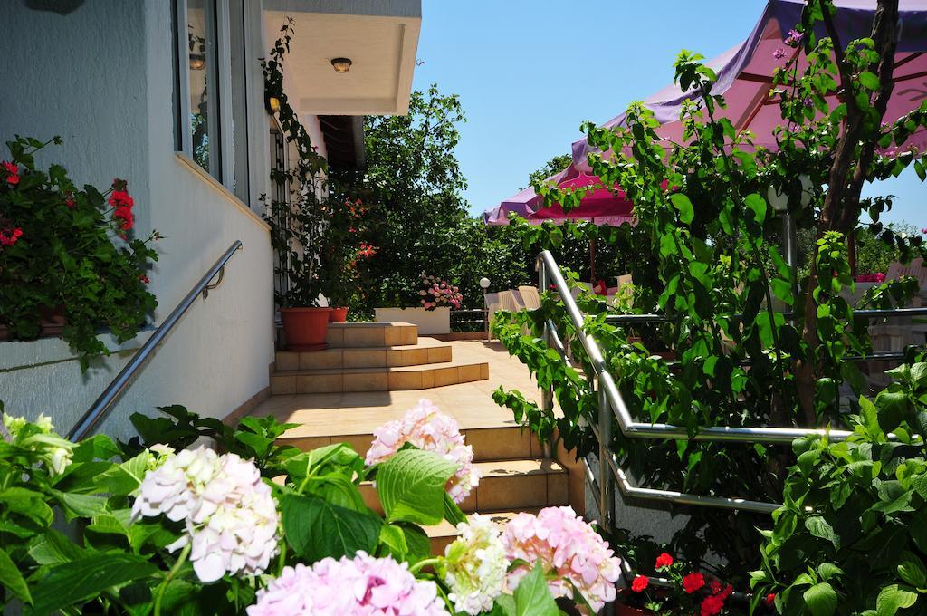 Guest House Ero Sukošan Exteriér fotografie