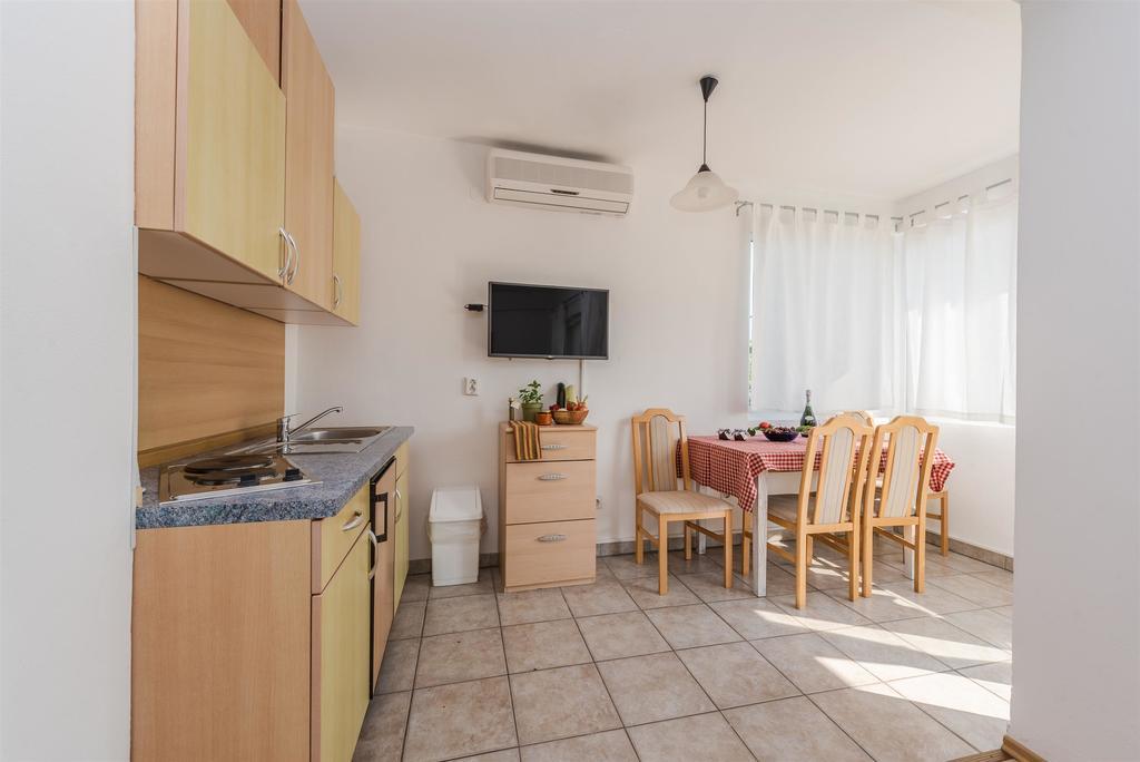 Guest House Ero Sukošan Exteriér fotografie